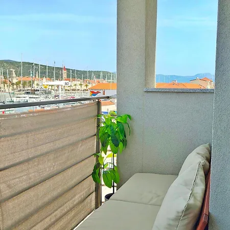 Apartment Dora